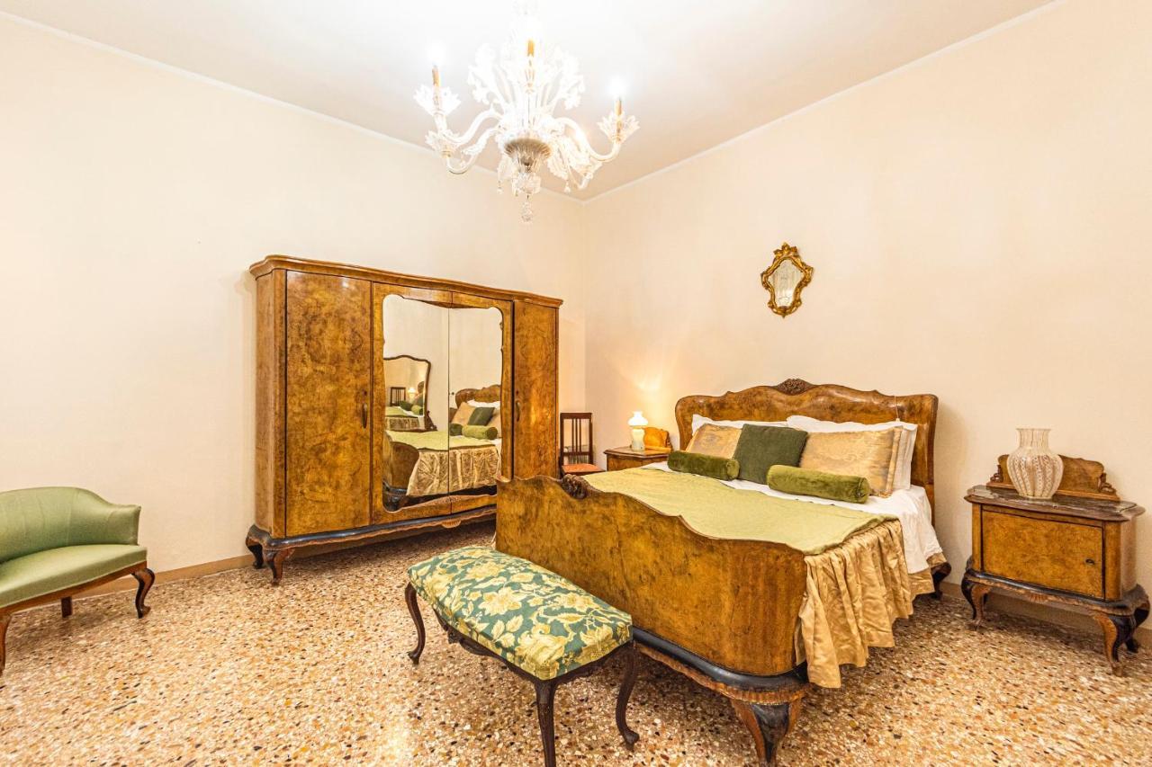 Casa Vescovo, Free Wi-Fi Near San Marco Square Apartman Velence Kültér fotó