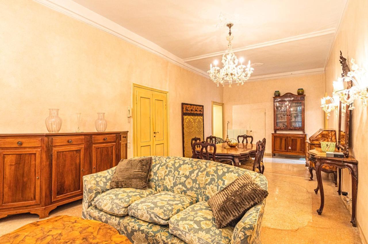 Casa Vescovo, Free Wi-Fi Near San Marco Square Apartman Velence Kültér fotó